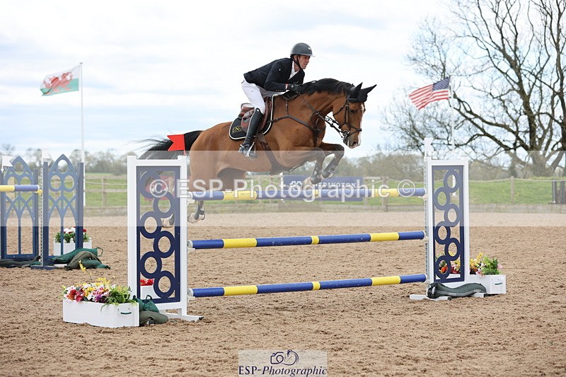 240419A-121816-07148 - Cls 6, 2 Star Medium Tour 1.35m