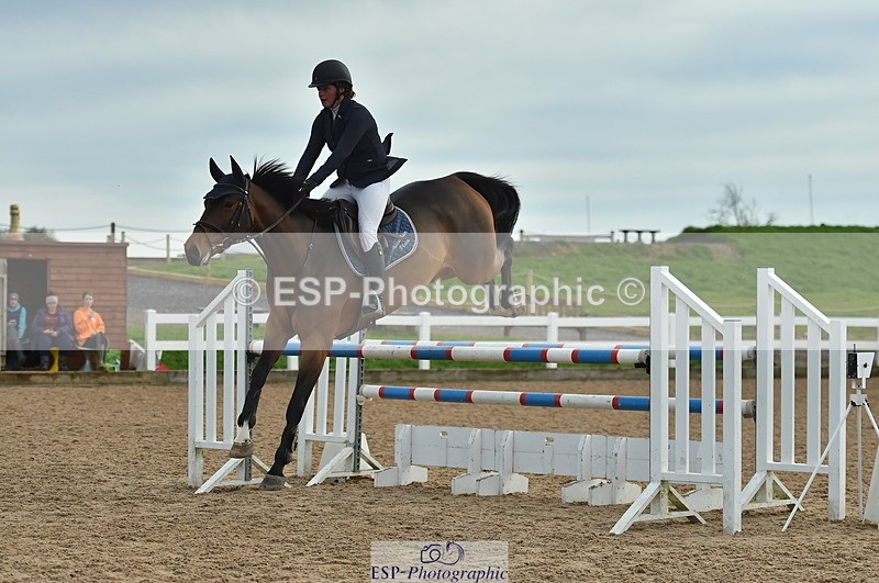 231111A-122308-01822 - Cls 12 Newcomers & 1.10m Open