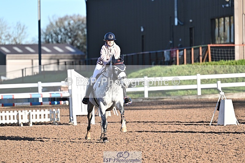 251203-102027-00116 - Cls 1 British Novice and 90cm Open