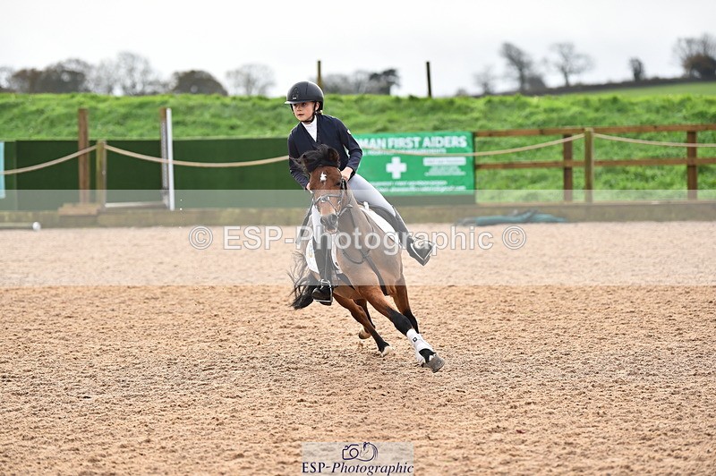 231118A-103022-01090 - Cls 18+19 Club and Schools 70cm