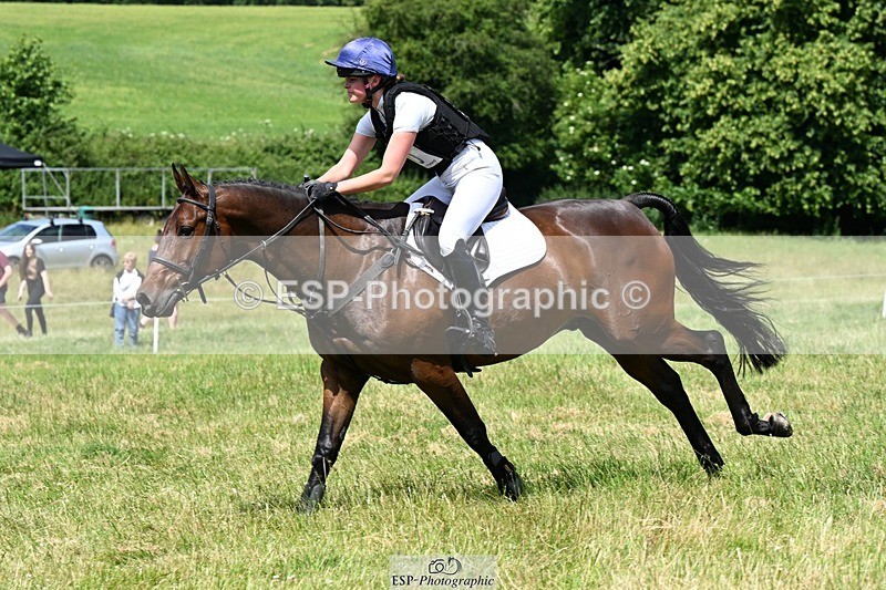 240629X-113525-0521 - 010-Georgie_Selley-VICARSTOWN_VICTOR