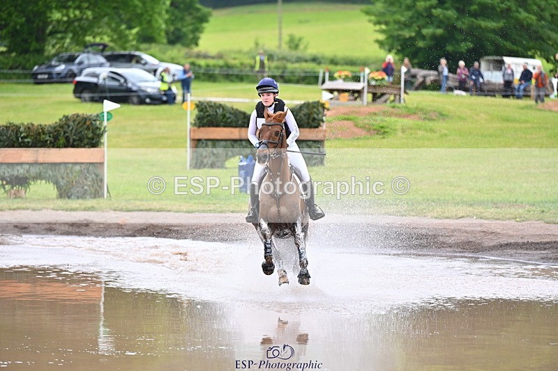 250524A-101903-08963 - A-055-Annabel.Finston-BRAVEHEART.B