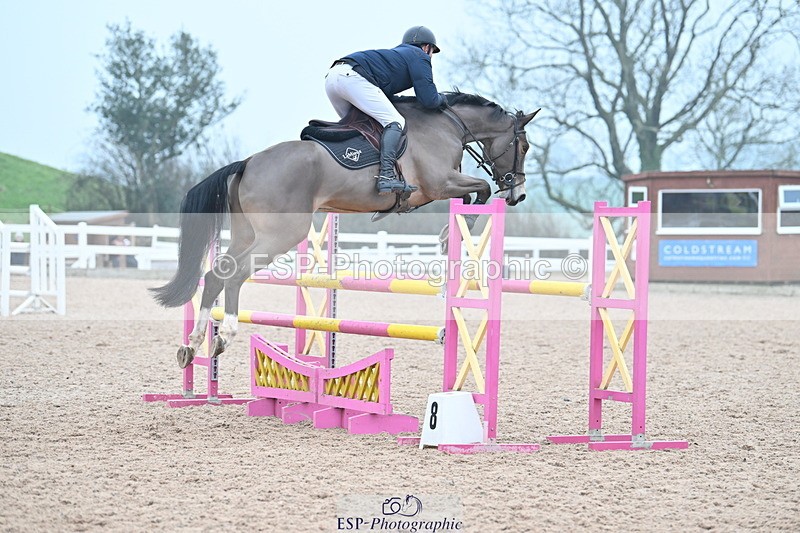 240113A-123440-02007 - Cls 12 Newcomers and 1.10m Open