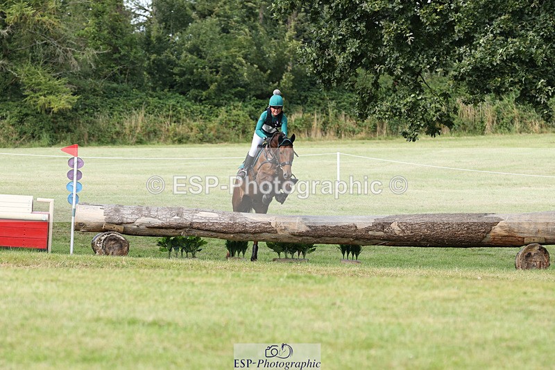 240825X-171154-37875 - 80cm XC 16.30 to 17.30