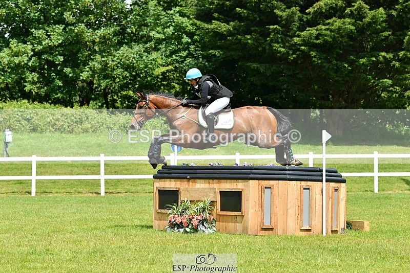 230528-132803-17214 - 451-COOLEY_SNAPCHAT-Selina_Milnes-XC