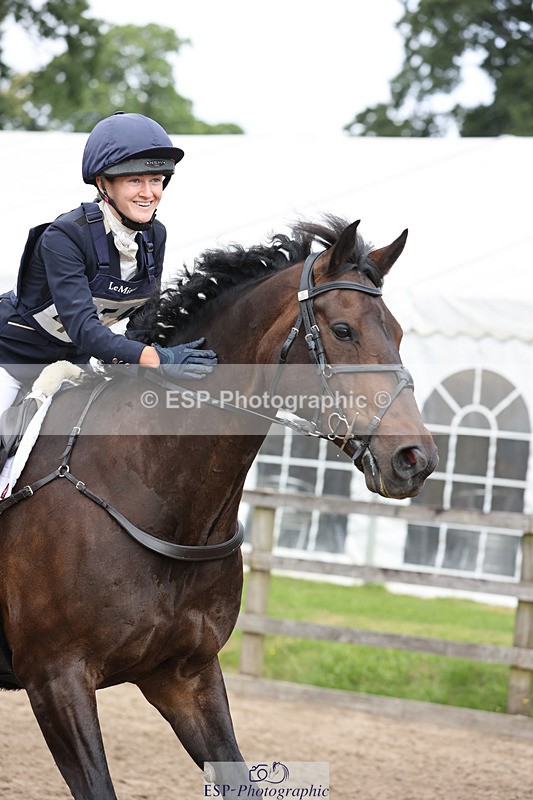 240804-114145-12760 - 454-Bella_Stevens-TOTALLY_WORTH_IT