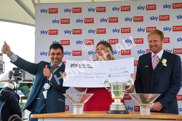 260823-Race 4-Absurde-1169 - Race 4 Sky Bet Ebor Handicap