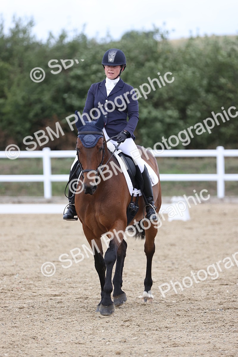 SBM_003935 - Class 9 - Novice 3 Champs