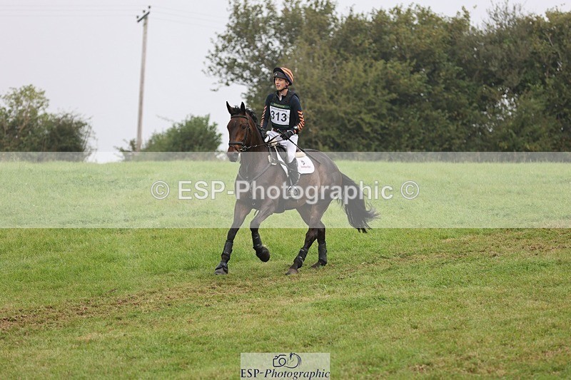 240901A-124407-08897 - 313-Max.Forster-CELTIC.CROSS