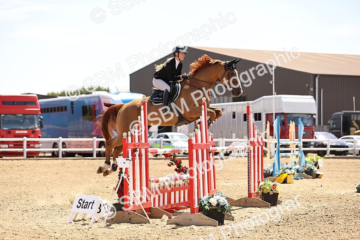 SBM_010330 - Class 9 - Senior Foxhunter - 1.20m Open