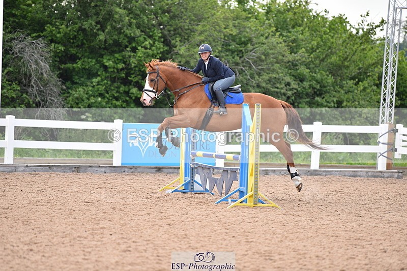 230609A-175344-01699 - Jolly Jumps Ride and Run