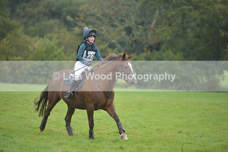 RAY_9810 - Class 2: 70cm: Corner