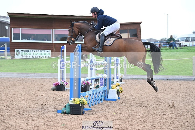 231013A-150517-02899 - Cls 9 Foxhunter & 1.20m Open