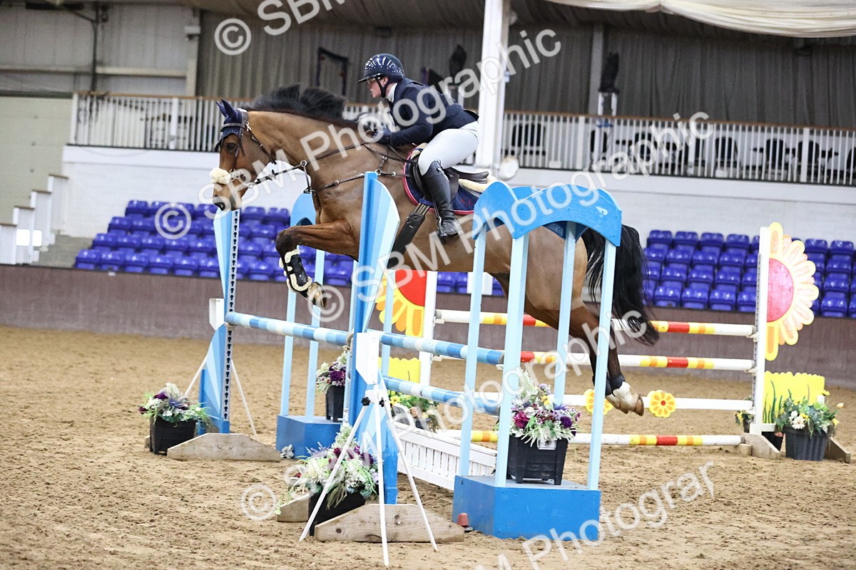 SBM_005685 - Class 17 - Senior Newcomers 1.10m