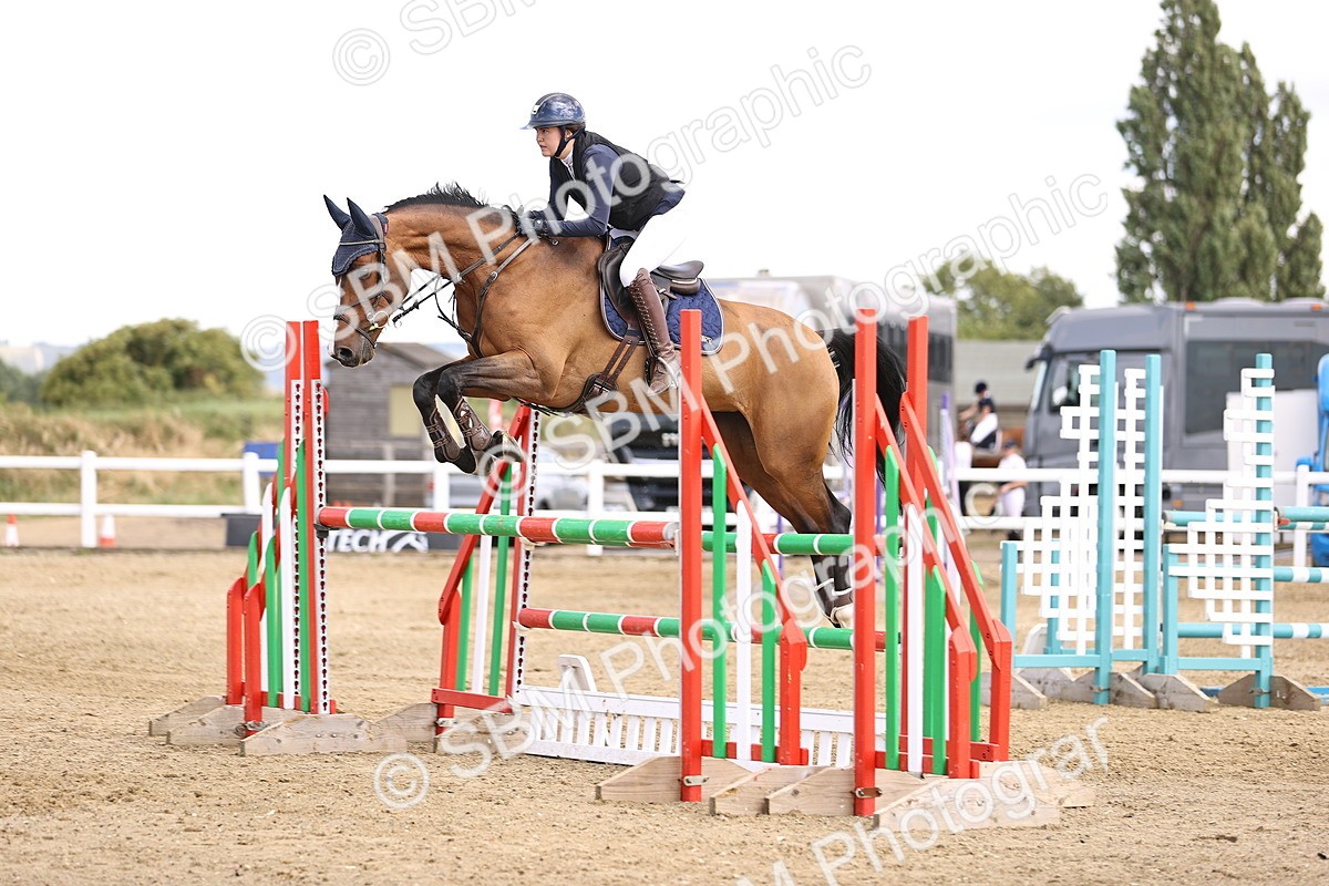 SBM_001260 - Class 6 - Senior Newcomers - 1.10m