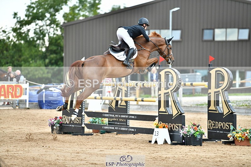 230720A-155303-04080 - Cls 9, 2 Star Big 1.40m Start to break