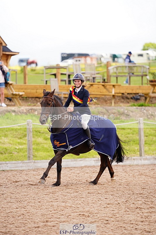 240526A-122810-08071 - Cls 26 Chard Equ 1.05m and 1.10m Grand Prix