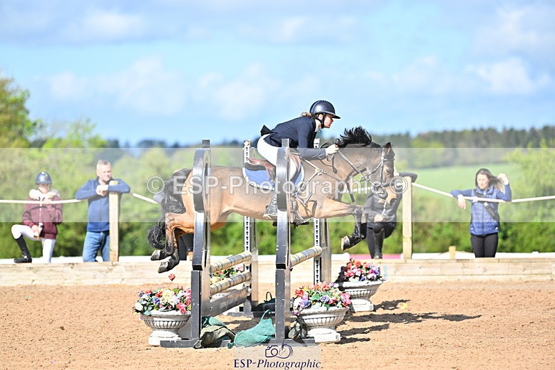 240504A-094849-00982 - Cls 1 Pony Intro 70cm