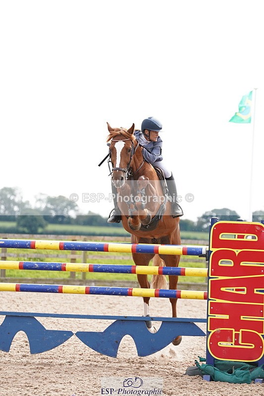 240915A-151352-10815 - Cls 28 Chard Sept GP Jump Off