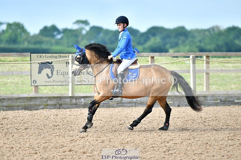 230624A-090521-00032 - Cls 36 Stepping Stones 128 & 138cm