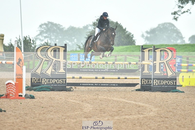 230805A-103809-00178 - Cls 2 Snr Newcomers & 1.10m Open