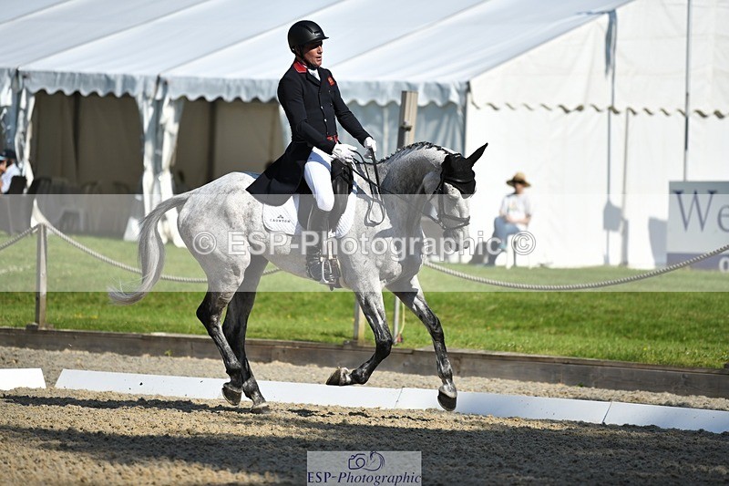 230525-090856-01544 - 302-EN_TARO_DES_VERNIER-Oliver_Townend-WEDTrotUp+DR