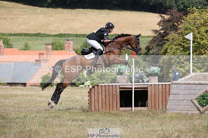 250802A-141939-04986 - D-154-Roxi.Foster-CABLE.MOUNTAIN