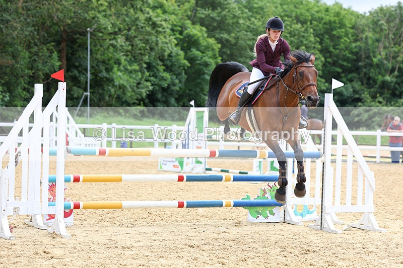 3E7A4281 - Class 7: Senior Newcomers/1.10m open