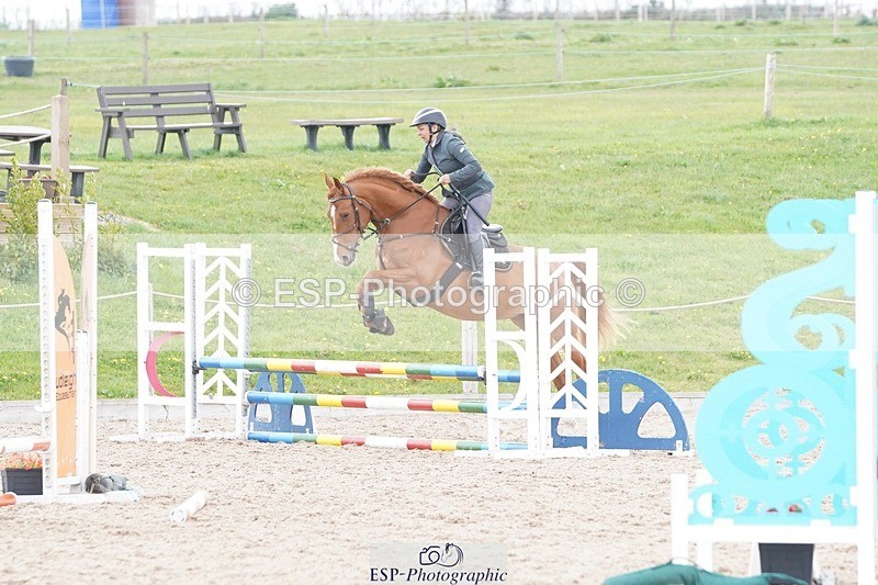 250414-130430-00849 - 70cm Round 2