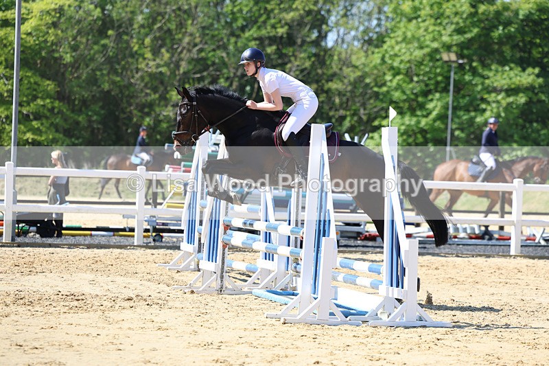 3E7A5493 - Class 4: Senior BN/90cm open