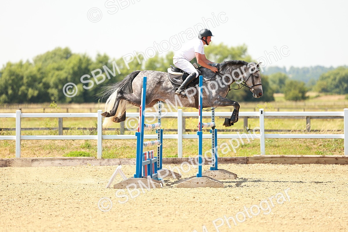 SBM_002049 - Class 5 - Senior Foxhunter - 1.20m