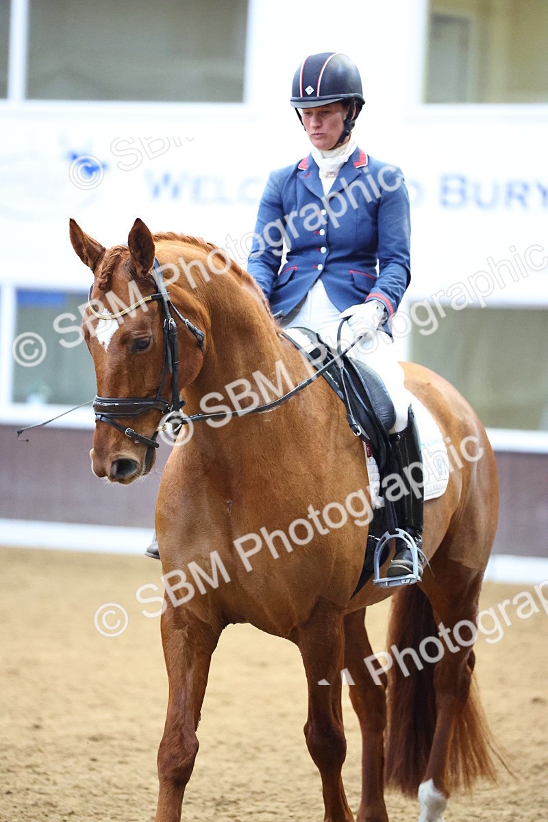 SBM_008836 - Class 25 - Advanced medium 6