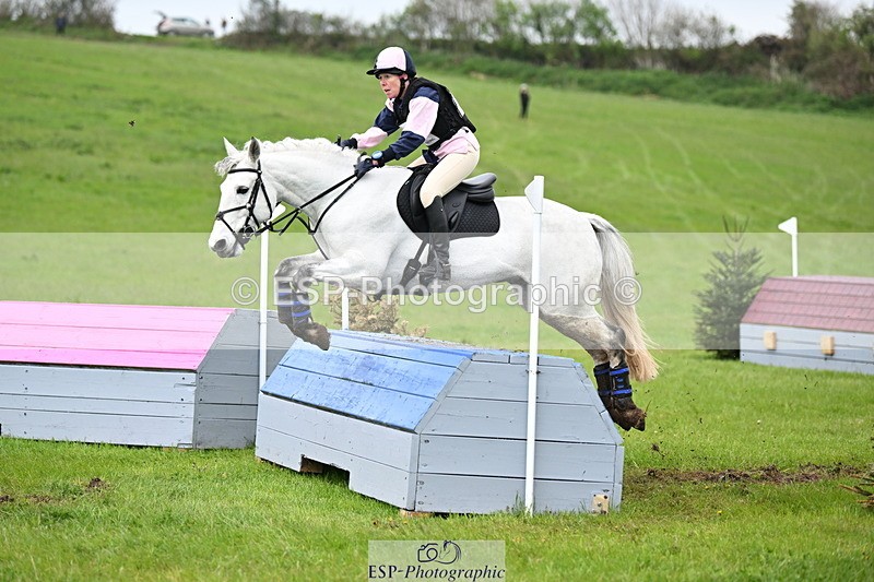 250419-124156-10428 - 419-Susanna.Morris-BREEOGUE.BREEZE