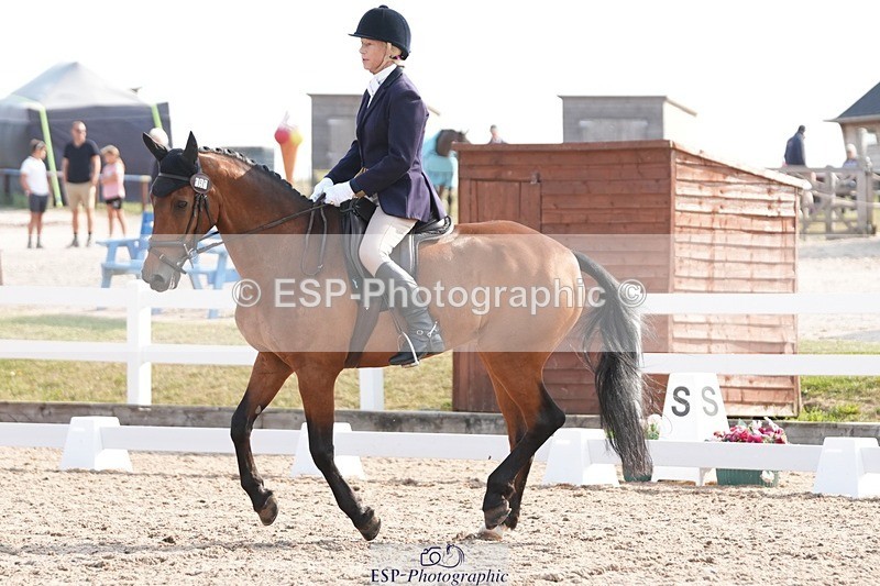 250817-094051-07204 - 157-Camilla.HankinsonChapel.Arch