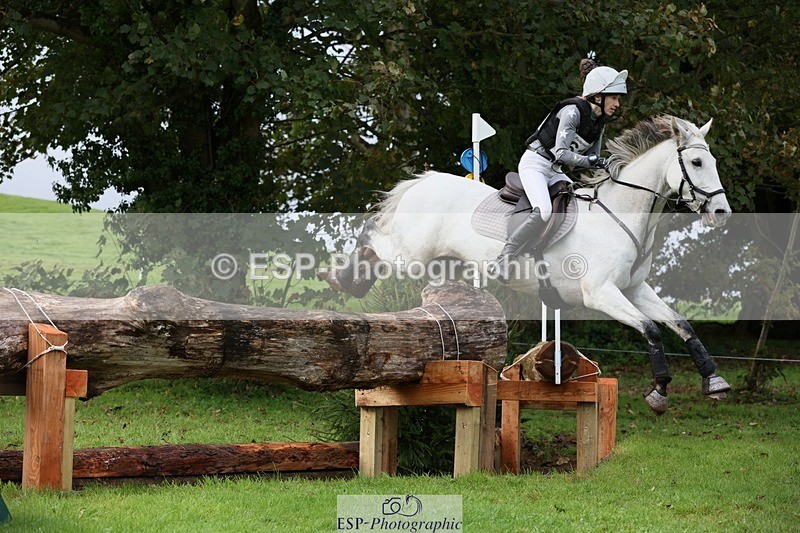 231021-100242-13214 - 616-HER.NAME.IS.LOLA-Emma.Farrar-SC+XC