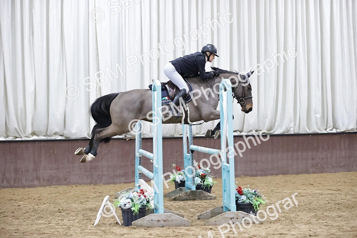SBM_001077 - Class 4 - Senior Newcomers/ 1.10m Open