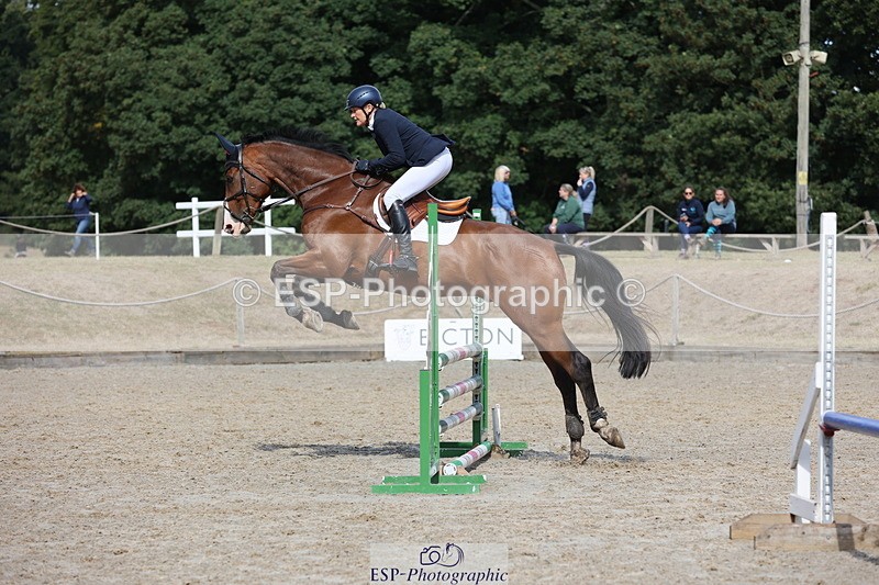 250829A-111620-01324 - Cls 7 British Novice and 90cm