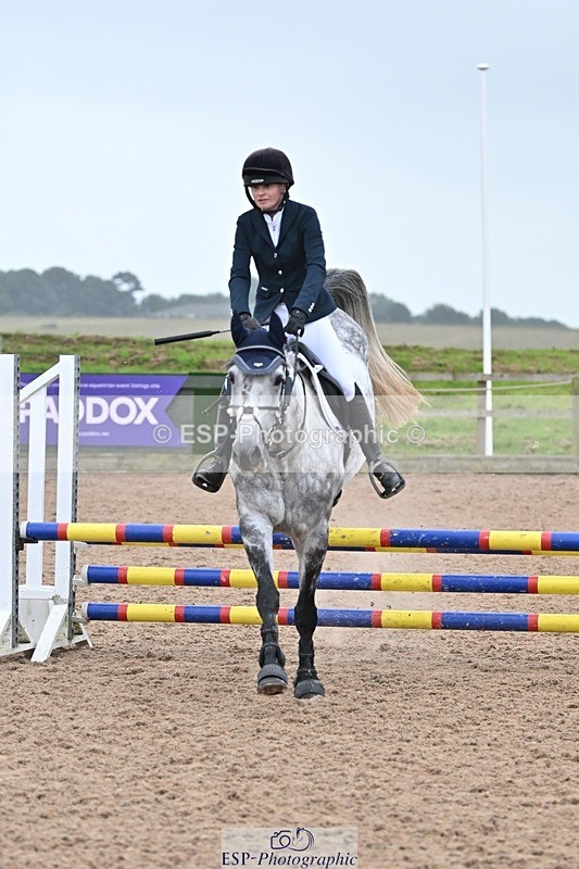 240813-175530-00534 - Classes 5 A&B & 6 80cm