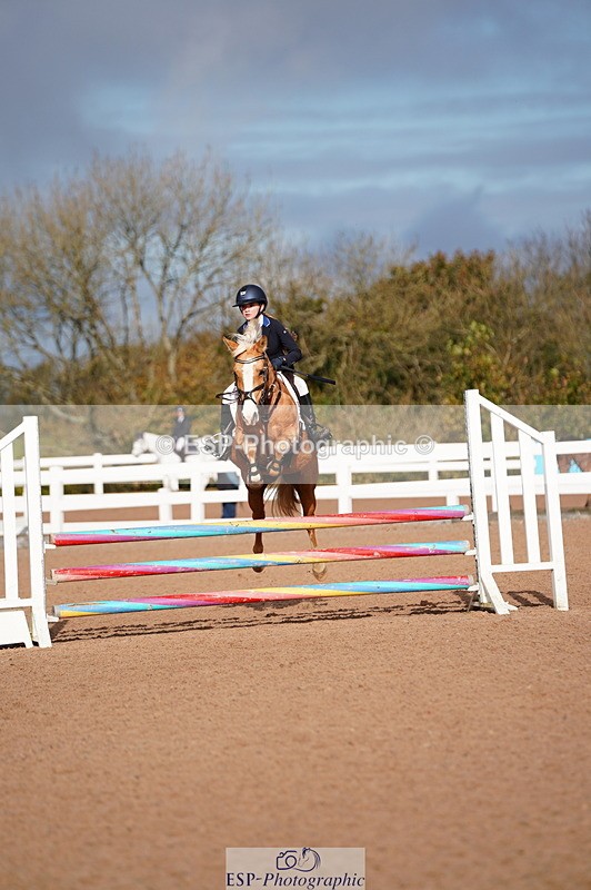 241027A-102412-02085 - SUN Cls 4 Pony British Novice and 80cm