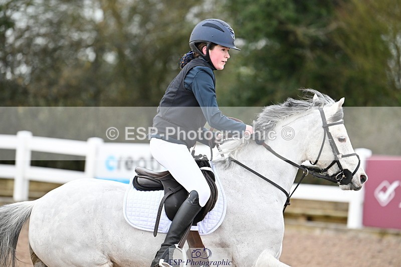 240310A-092904-01570 - Cls 1 Pony Intro 70cm