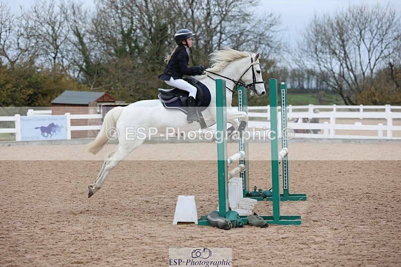 241116X-103621-00933 - Cls 08 Pony Winter Nov Champs