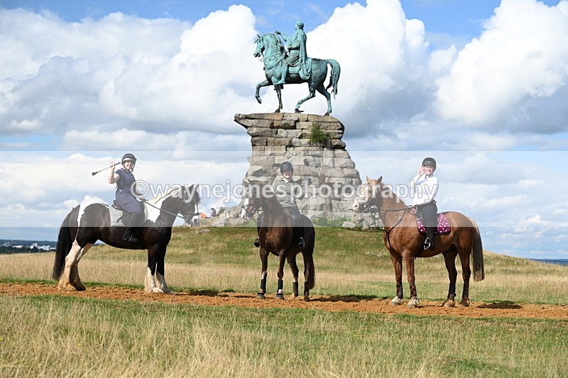 DSC_0268 - Time at Statue 15:58 to 16:05