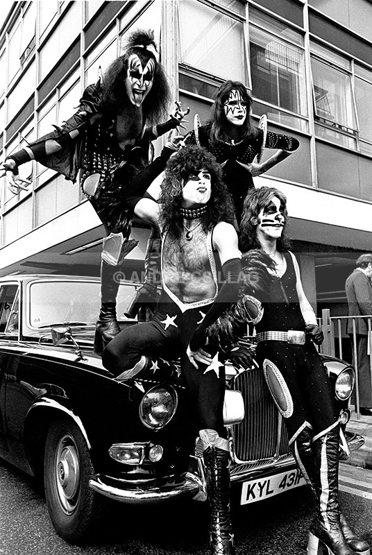 KISS - K..