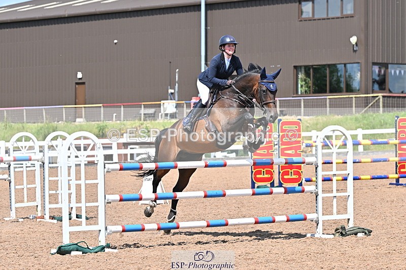 240619A-154026-00917 - Cls 5 Snr Foxhunter and 1.20m Open