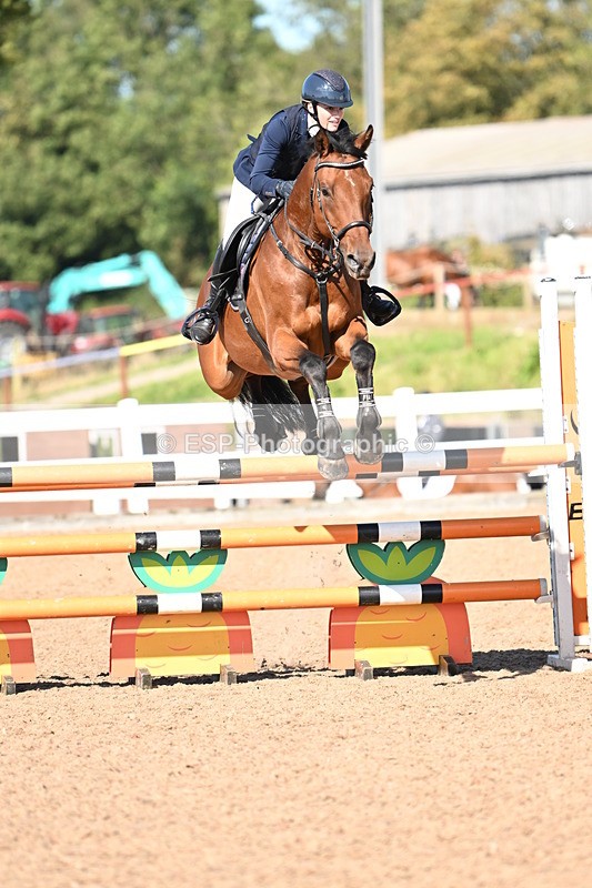 240914A-151008-07974 - Cls 25-S 1.10m Amateur Qualifier