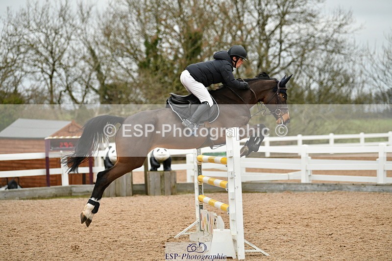 240112A-135310-01015 - Cls 6 Foxhunter and 1.20m Open