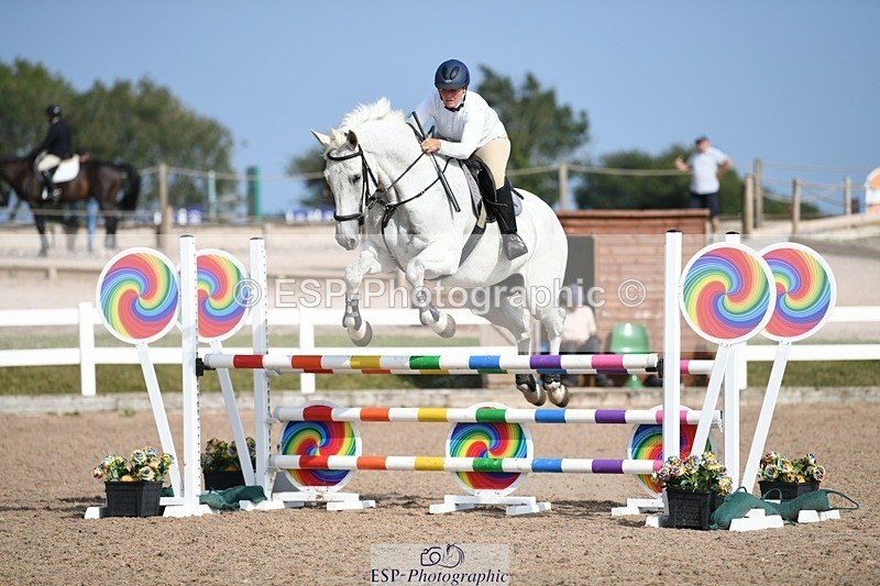 250725-170334-04075 - Cls 10 1.05m Amateur Quali