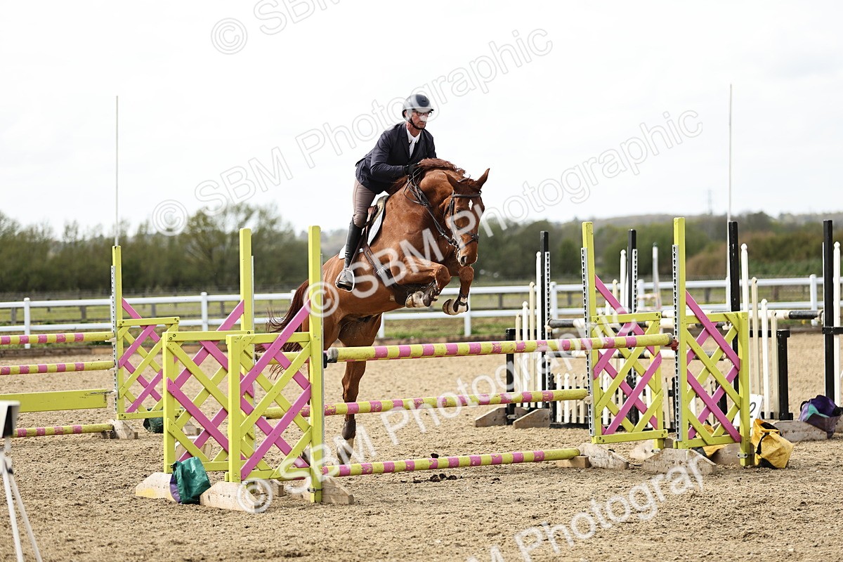 SBM_001388 - Class 4 - Senior Newcomers - 1.10m
