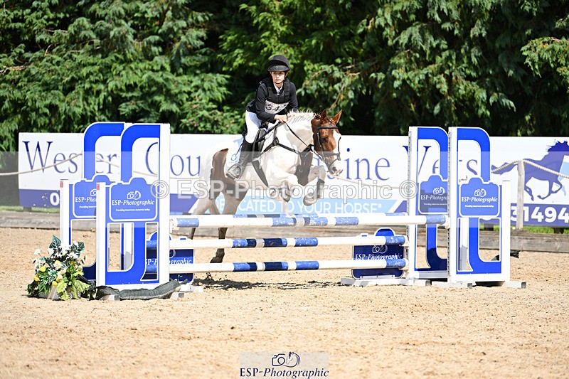 240824X-141734-29302 - 80cm Round 2 13.30 to 14.30