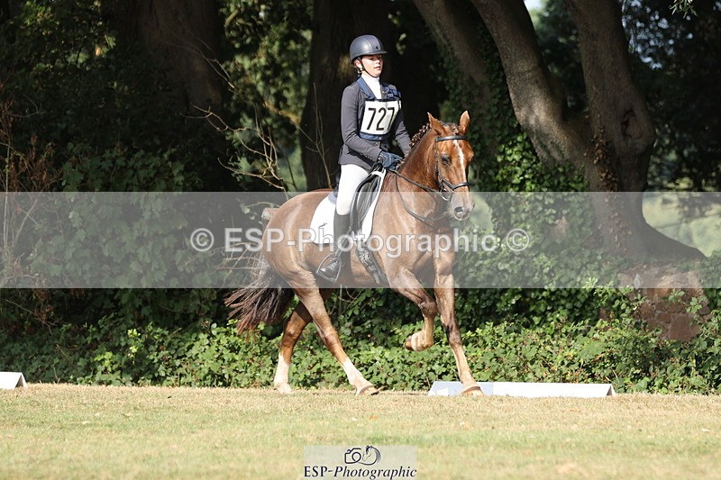 250823A-161820-33395 - PC80 Ride Off